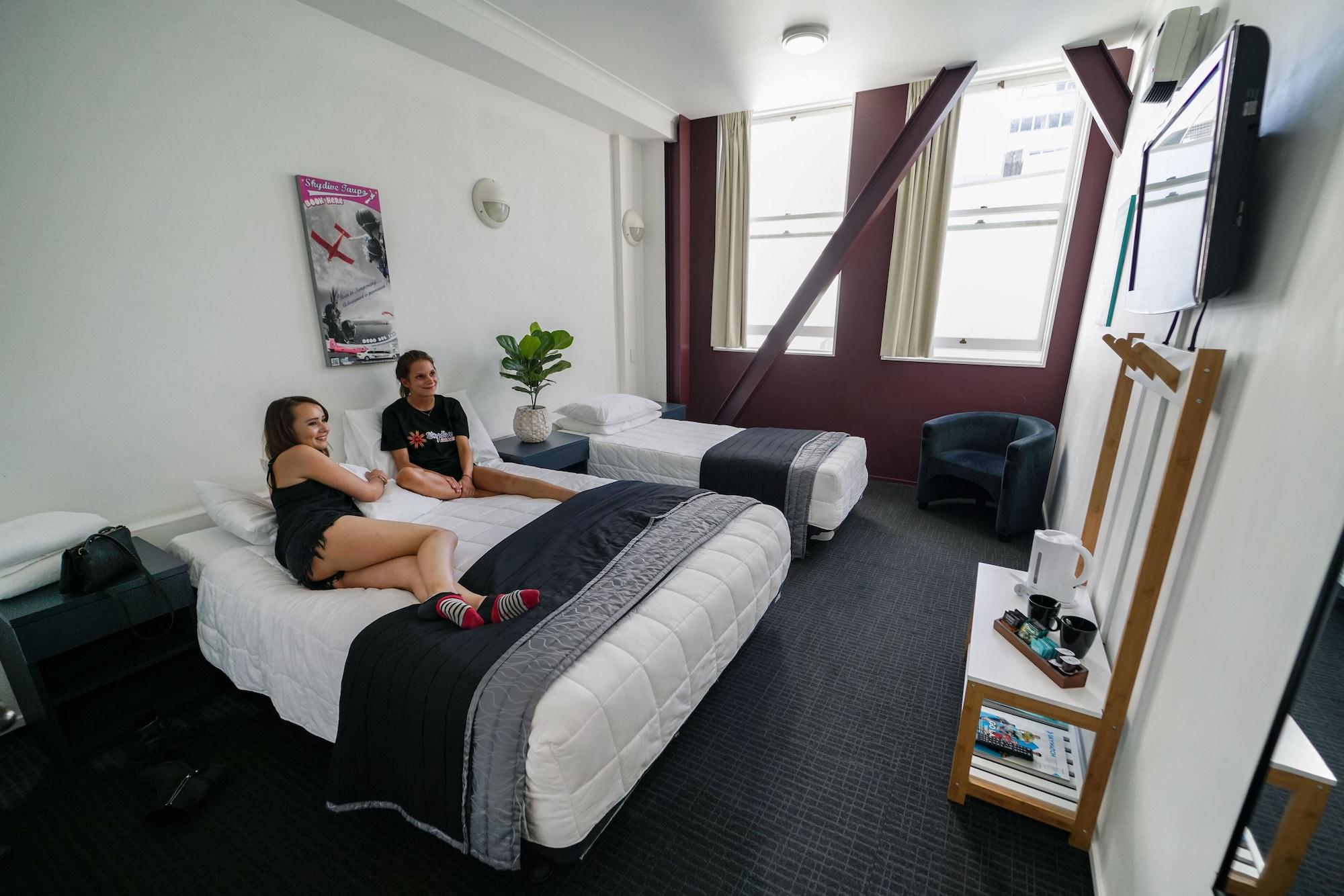 Hostel Nomads Capital Backpackers - Wellington (Adults Only) Exteriér fotografie A typical room at the hotel