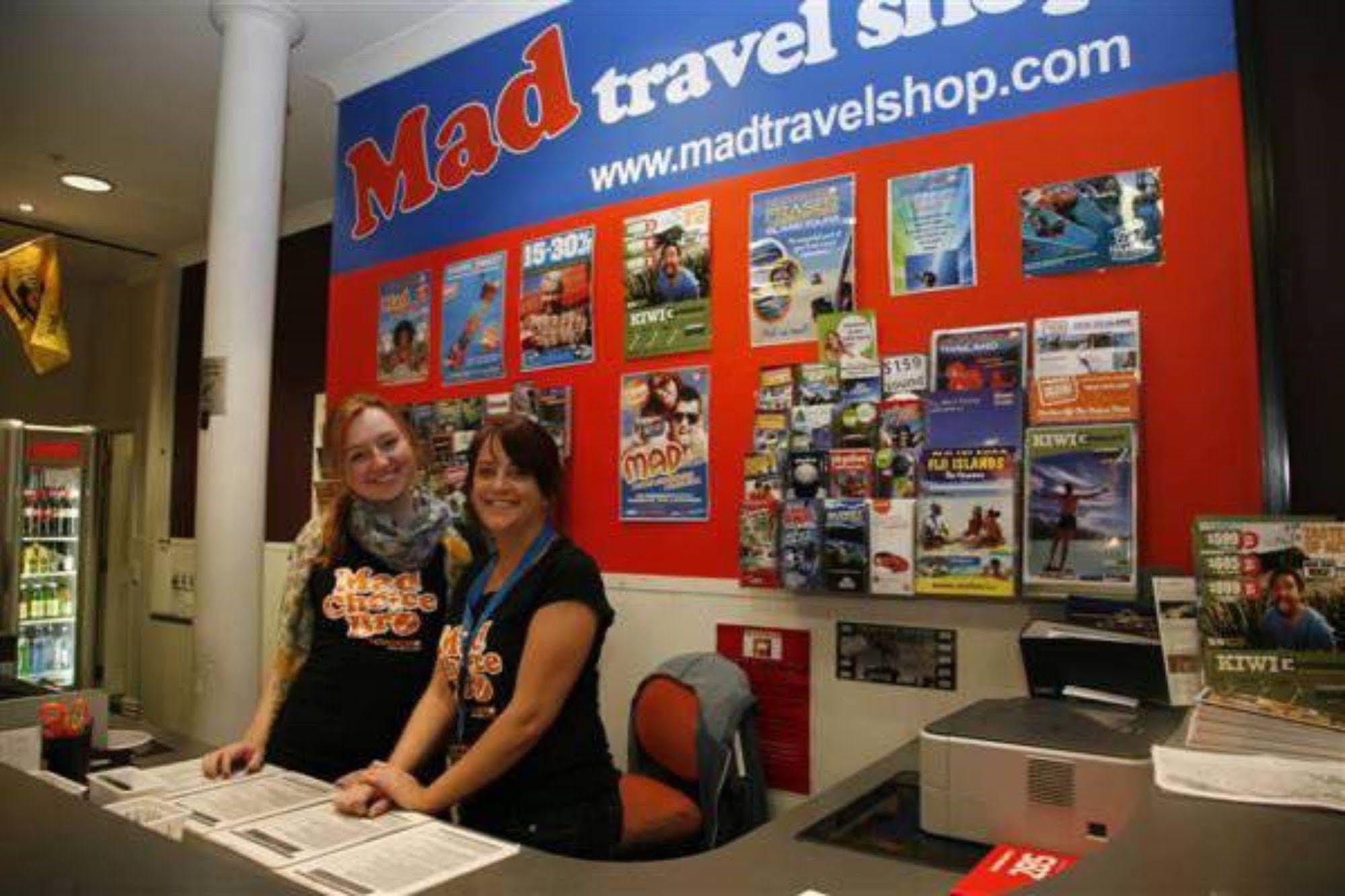 Hostel Nomads Capital Backpackers - Wellington (Adults Only) Exteriér fotografie Mad Travel Shop