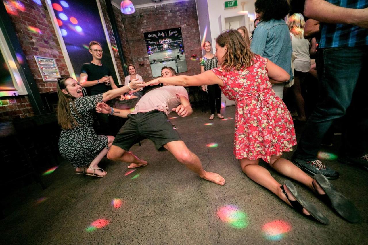 Hostel Nomads Capital Backpackers - Wellington (Adults Only) Exteriér fotografie The dancefloor at the 2016 Melbourne International Film Festival