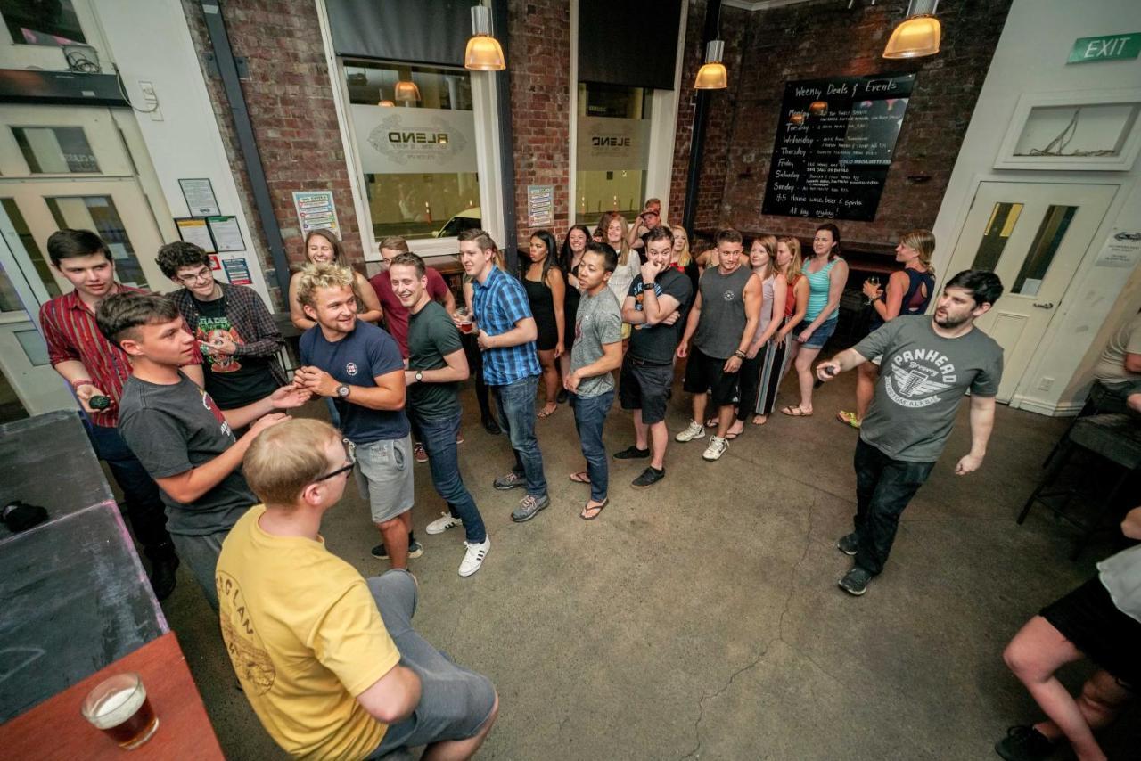 Hostel Nomads Capital Backpackers - Wellington (Adults Only) Exteriér fotografie The staff of the brewery